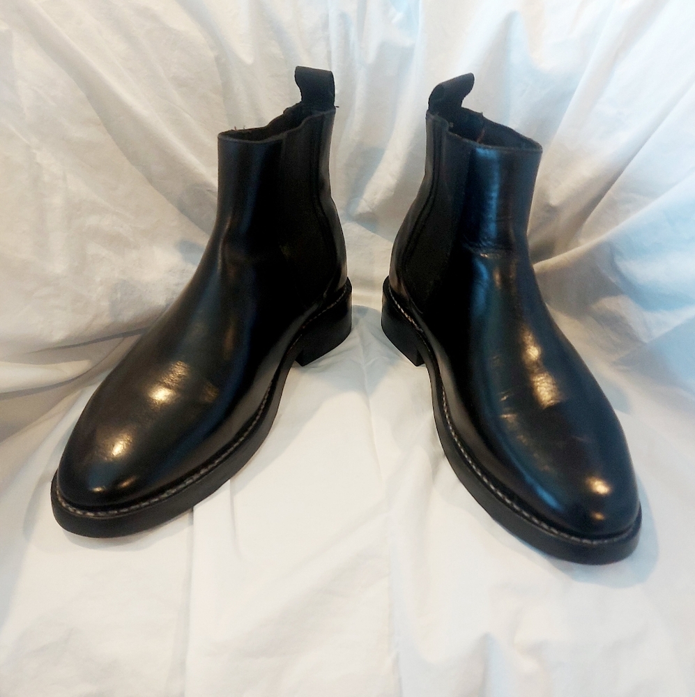 Thursday Boot Co. black Duke boot in good condition